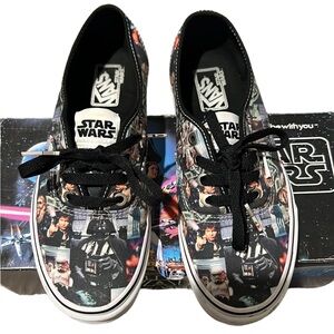 VANS®️ Classic Star Wars™️ Women’s Size: 7.5 Men’s 6